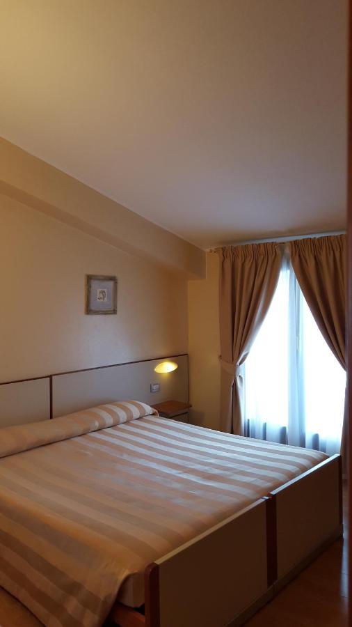 Hotel Cristoforo Colombo Osimo Esterno foto