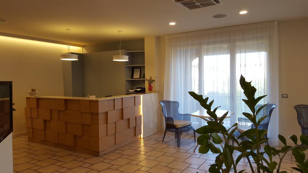 Hotel Cristoforo Colombo Osimo Esterno foto