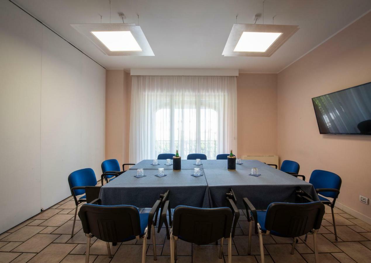 Hotel Cristoforo Colombo Osimo Esterno foto