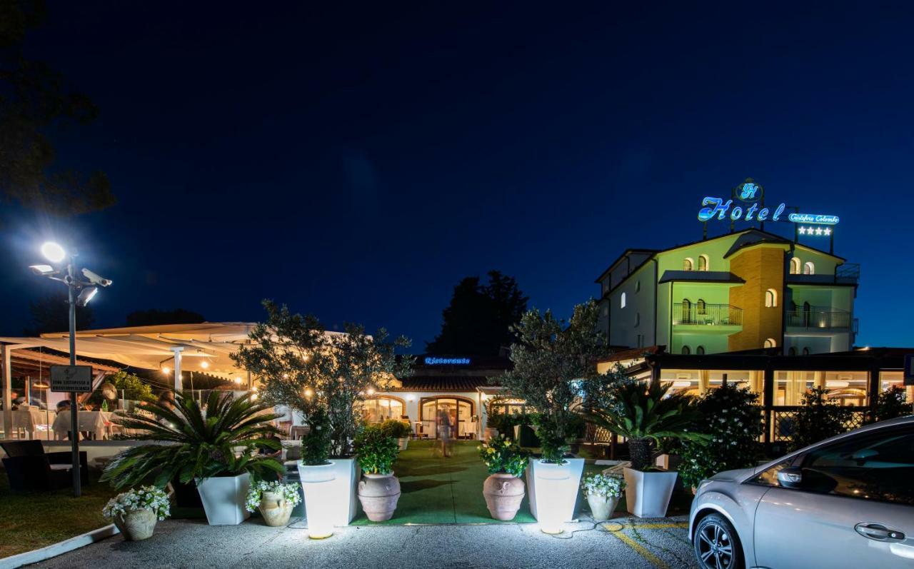Hotel Cristoforo Colombo Osimo Esterno foto