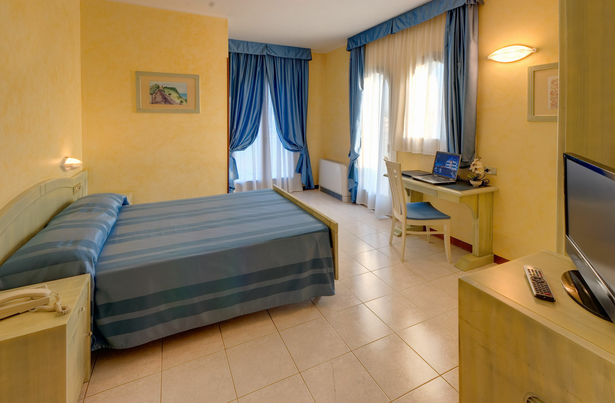 Hotel Cristoforo Colombo Osimo Esterno foto